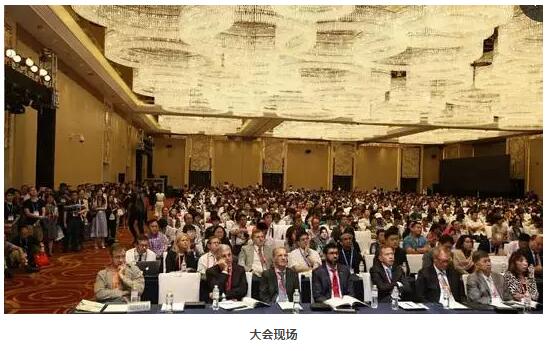 8868在线官网登录平台 - 8868网页版登录集团众多专家受邀出席，并在多个重要论坛作专题发言、论文发言和壁报交流(郭海科教授和张广斌教授在多个论坛担任会议主持)，与国内外眼科同行坐而论道，大放异彩!其中，在“大师功夫论道”环节，8868在线官网登录平台 - 8868网页版登录集团业务副总院长、 席白内障专家、厦门大学附属厦门眼科中心郭海科教授凭借高明 的手术技巧，从13位世界 白内障屈光手术大师中脱颖