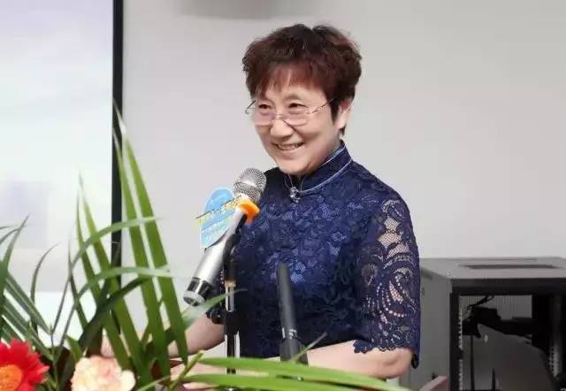 由西安市雁塔区医疗管理协会与8868在线官网登录平台 - 8868网页版登录集团主办的医路同心·光明论道——8868登录平台·西安2017斜视与小儿眼科学术会议在西安8868在线官网登录平台 - 8868网页版登录学术会议厅