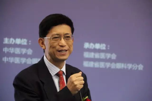 9月15日下午，在 22次全国眼科学术大会上，中国眼科医师“明日之星”计划在福州海峡环球会展中心正式启动，数 名中外眼科专家在现场及通过视频直播共同见证。5.jpg