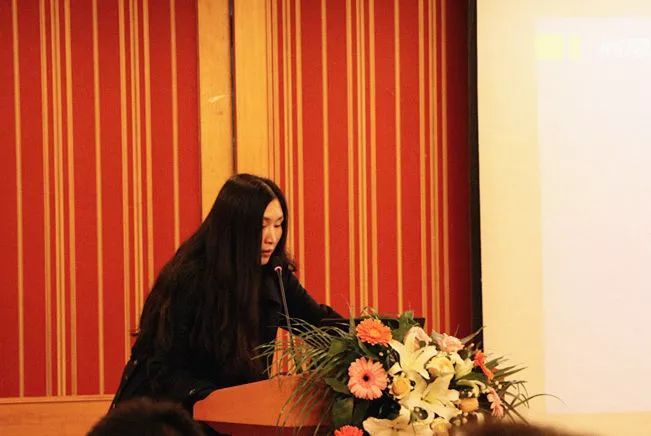 11月17日，宜昌8868在线官网登录平台 - 8868网页版登录 举办了“2017斜视与小儿眼科学术交流会”。本次交流会旨在进一步保护青少儿视力，为宜昌斜视与小儿眼科领域的临床工作者及其他相关人员搭建了相互交流的平台。进一步提升青少儿眼科医疗知识水平和 水平，推动中国青少儿视觉健康，让每个孩子都拥有一双健康明亮的眼睛。5.jpg