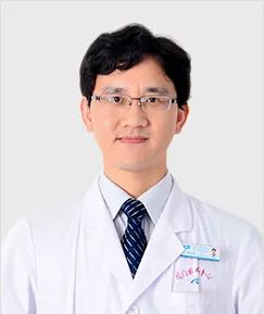 近日，根据《青年英才“双百计划”暂行办法》，中共厦门市委组织部、共青团厦门市委员会组织实施了厦门市 批杰出青年和 三批青年 创业人才计划评选工作。经过组织申报、资格审核、专家评审、现场核实及公示等程序，厦门大学附属厦门眼科中心董诺副教授和林志荣博士后获得“厦门市 三批青年 人才”称号.jpg