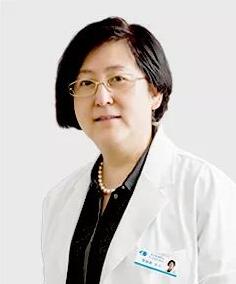 3月27日美国眼底病医生Karl Csaky来到厦门眼科中心进行学术交流和指导，为厦门眼科中心带来了环球 的眼底病医治理念和技术。作为考验眼科医院综合实力的眼底病诊疗一向是厦门眼科中心学术、科研发展的重要对象。在交流开场，厦门眼科中心总院长黎晓新对远道而来的美国医学专家表示热烈的欢迎。她说，专家不辞辛苦来到中国，向我们分享丰富的临床经验和高明的医疗技术，帮助医院提*医疗技术水平，希望医生们能以此次交流为契机，积极、认真地向专家学习5.jpg