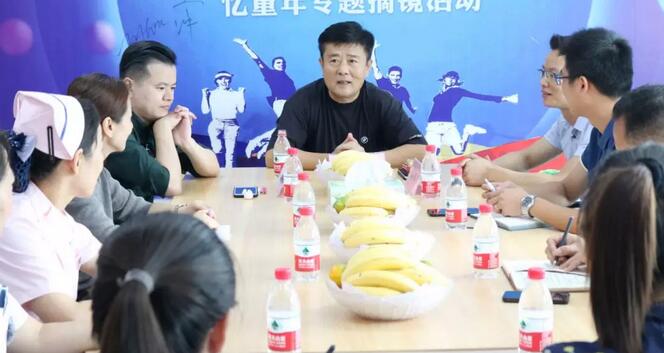8868在线官网登录平台 - 8868网页版登录集团副总院长王骞教授莅临许昌8868在线官网登录平台 - 8868网页版登录指导工作！1.jpg