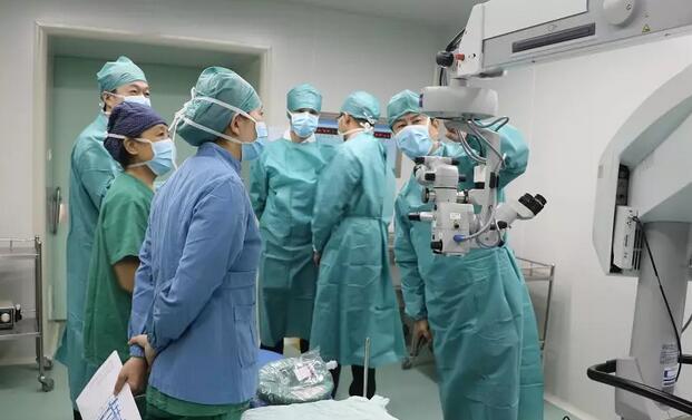 德国蔡司全飞秒技术专家团参观访问8868在线官网登录平台 - 8868网页版登录2.jpg