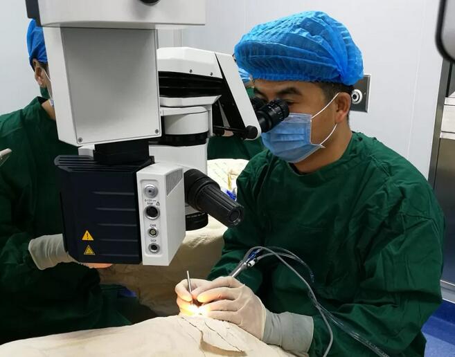 重庆8868在线官网登录平台 - 8868网页版登录安晓巨副院长：三焦点晶体让白内障术后视觉质量更崭然.jpg