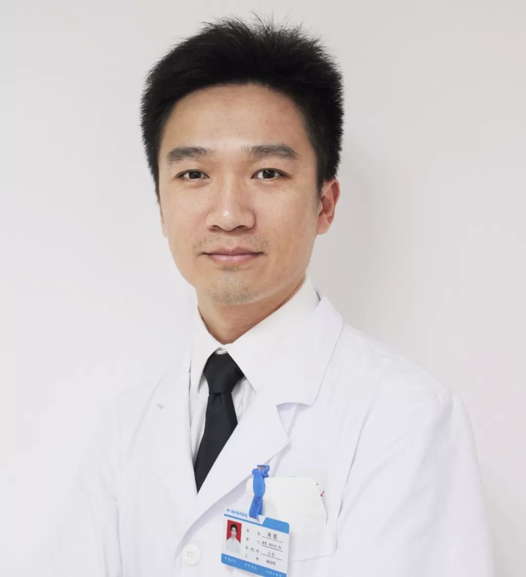 黄斑变性、糖网病和病理性近视？本周六福州眼科医院肖韬副主任一*次讲清楚1.jpg