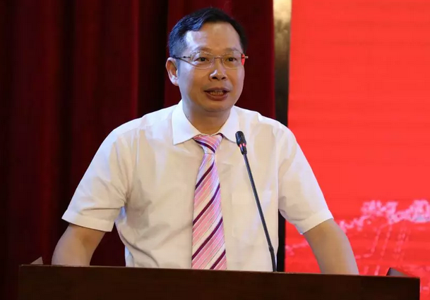 8868登录平台校企合作再结硕果!6月11日，天津职业大学8868登录平台眼视光学院(以下简称8868登录平台眼视光学院)揭牌仪式在天津职业大学举行。此前1天，8868登录平台眼视光学院理事会召开，审议通过了理事会组成人员，以及学院章程、学院管理层候选人5.png