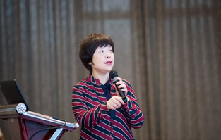 6月23日，由重庆8868在线官网登录平台 - 8868网页版登录举办的“第三届8868登录平台论坛”在重庆翰文大酒店落幕， 该会议邀请10多位国内出名眼科专家进行学术演讲，并与现场近120名来自地县和其它地区的眼科同道们齐聚一堂，共同探讨当前眼科学领域的 学术研究成果、临床诊疗新技术以及未来的发展趋势等3.png