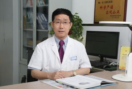 合肥名人眼科医院陈林义院长：这位共和国同龄人，见证并助推小儿眼科的新生与腾飞1.jpg