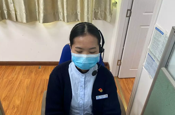 不一样的一线，一样的坚守——8868登录平台集团本部厦门眼科中心守护爱与光明8.png