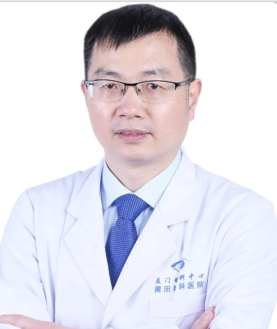 现任莆田市医学会眼科分会副主任委员，福建省医学会眼科分会眼整形组成员刘励医生，今年强力加盟莆田眼科医院，担任医院业务院长。这一“强援”的加盟，将引领莆田眼科医院的诊疗实力迈上更高台阶，造福莆田市乃至周边的眼疾患者5.png