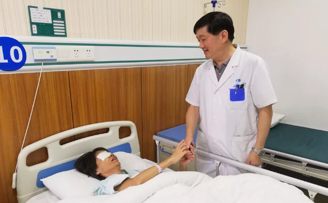 被白内障和高度近视夺走的视界在东莞8868在线官网登录平台 - 8868网页版登录复明1.png