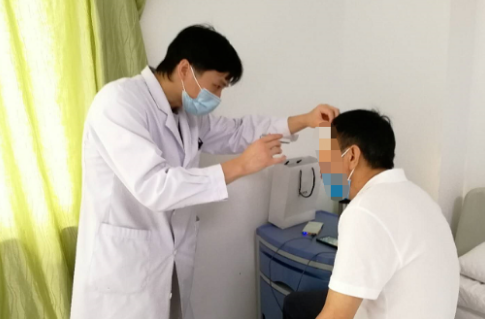 三焦点无极变焦人工晶体，白内障人群该怎么选3.png