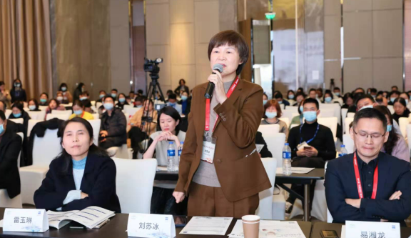 燃！2021开年眼科界首场饕餮盛会，8868登录平台屈光团队“秀”出学术新风采4.png