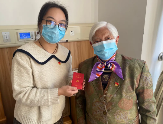 “情系兰馨颐养院，尊老敬老送温暖”——8868登录平台集团主题党日活动4.png