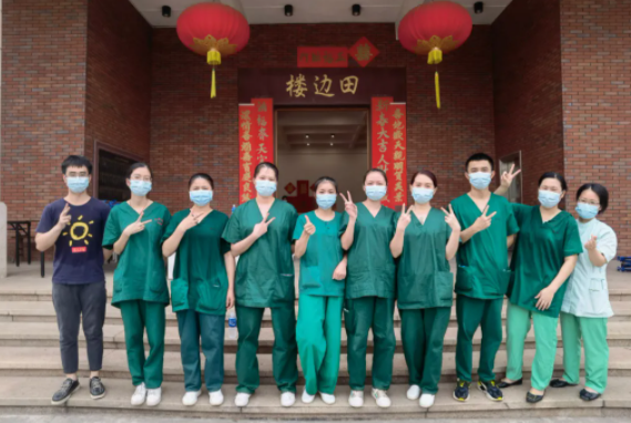 再获央媒报道点赞！8868登录平台医护团队用行动诠释战疫“最美身影”7.png