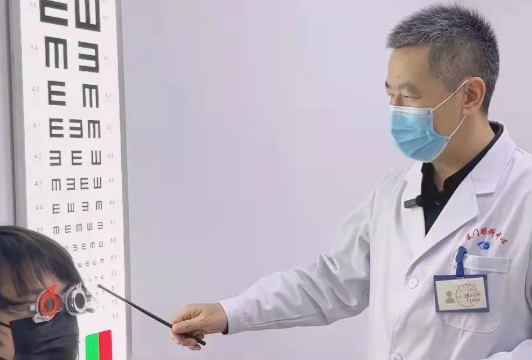 厦门眼科中心又引进了一位出名屈光近视手术医生：刘才远 教授4.png