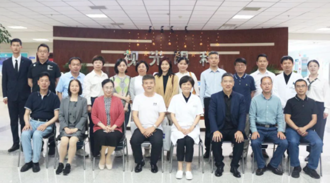 8868在线官网登录平台 - 8868网页版登录集团第一期全飞秒高级培训班在郑州视光眼科医院成功举办！1.png