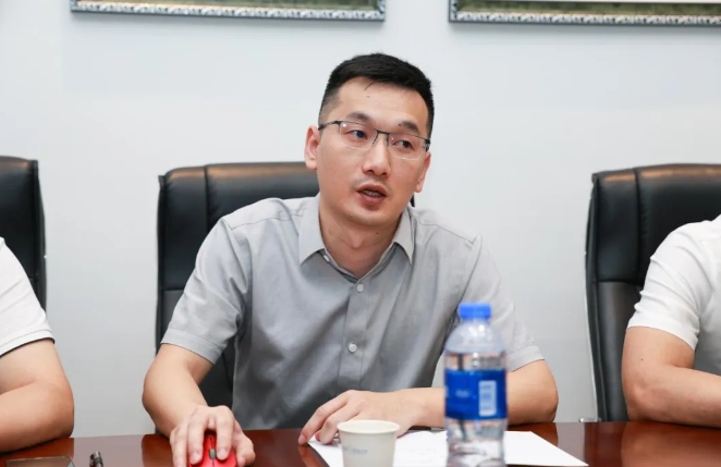 点滴爱心，点亮光明!中国华侨公益基金会领导莅临8868登录平台调研指导4.png